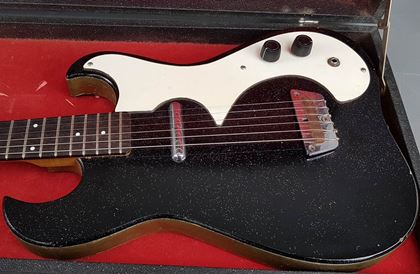 various-Silvertone vintage guitar/amp A/S!